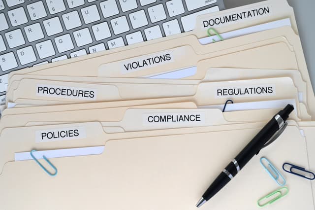Effortless <span class='text-[#FF9900]'><br/>audits</span>